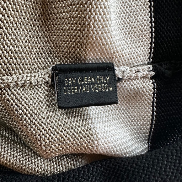 Dana Buchman 100% Silk Black/Tan Striped Sweater Size Medium - Picture 4 of 10